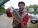 Ce poisson a t pris en Seine,  quelques dizaines de centimtres du bord, avec un shad River2Sea.